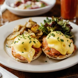 Salmon Benedict